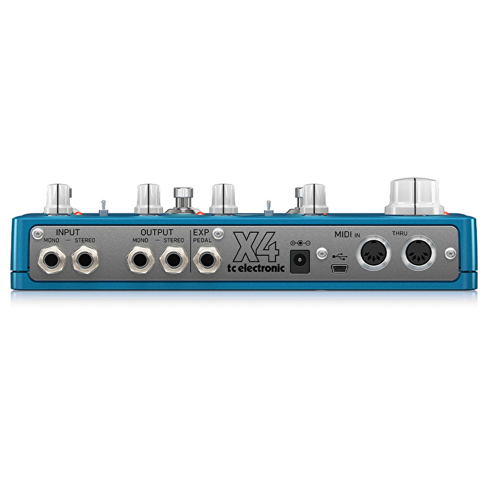 TC Electronic FLASHBACK TRIPLE DELAY Intuitive Three-Engine Delay Pedalı